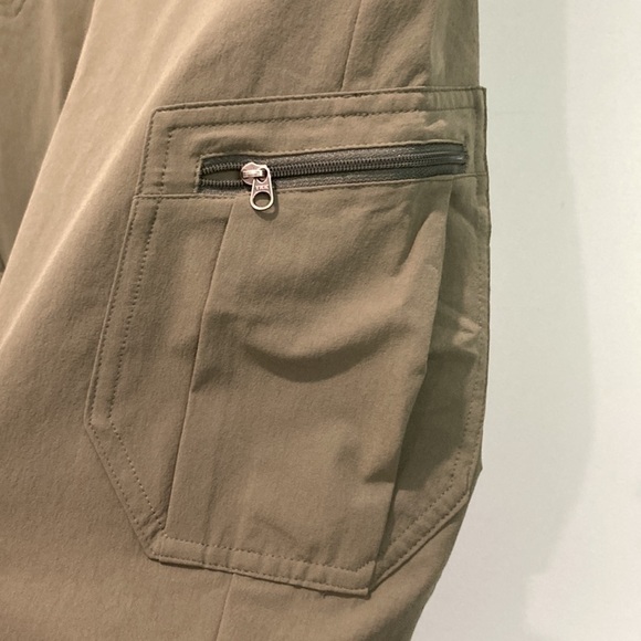 Patagonia Green Tribune Capri Pants Hiking Outdoor Crop Pants Size 4 - Picture 4 of 12